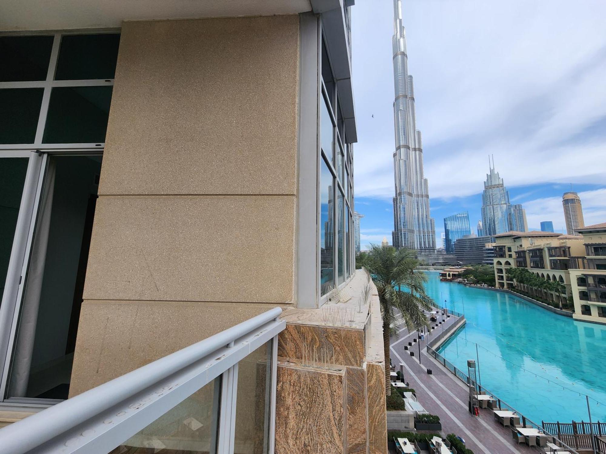 Downtown Oasis, Burj Khalifa Views, Luxury Amenities Apartment Дубай Екстериор снимка