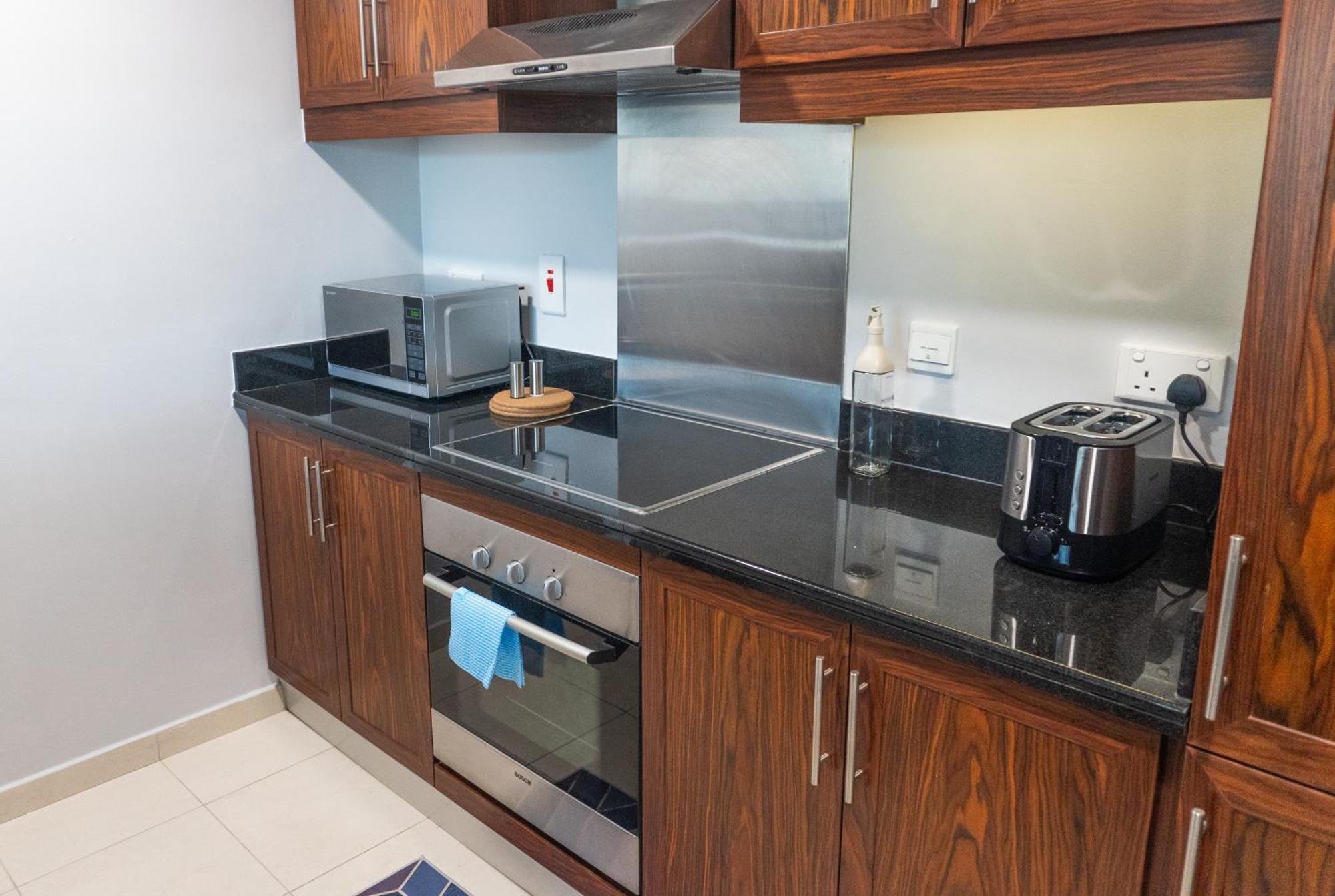 Downtown Oasis, Burj Khalifa Views, Luxury Amenities Apartment Дубай Екстериор снимка