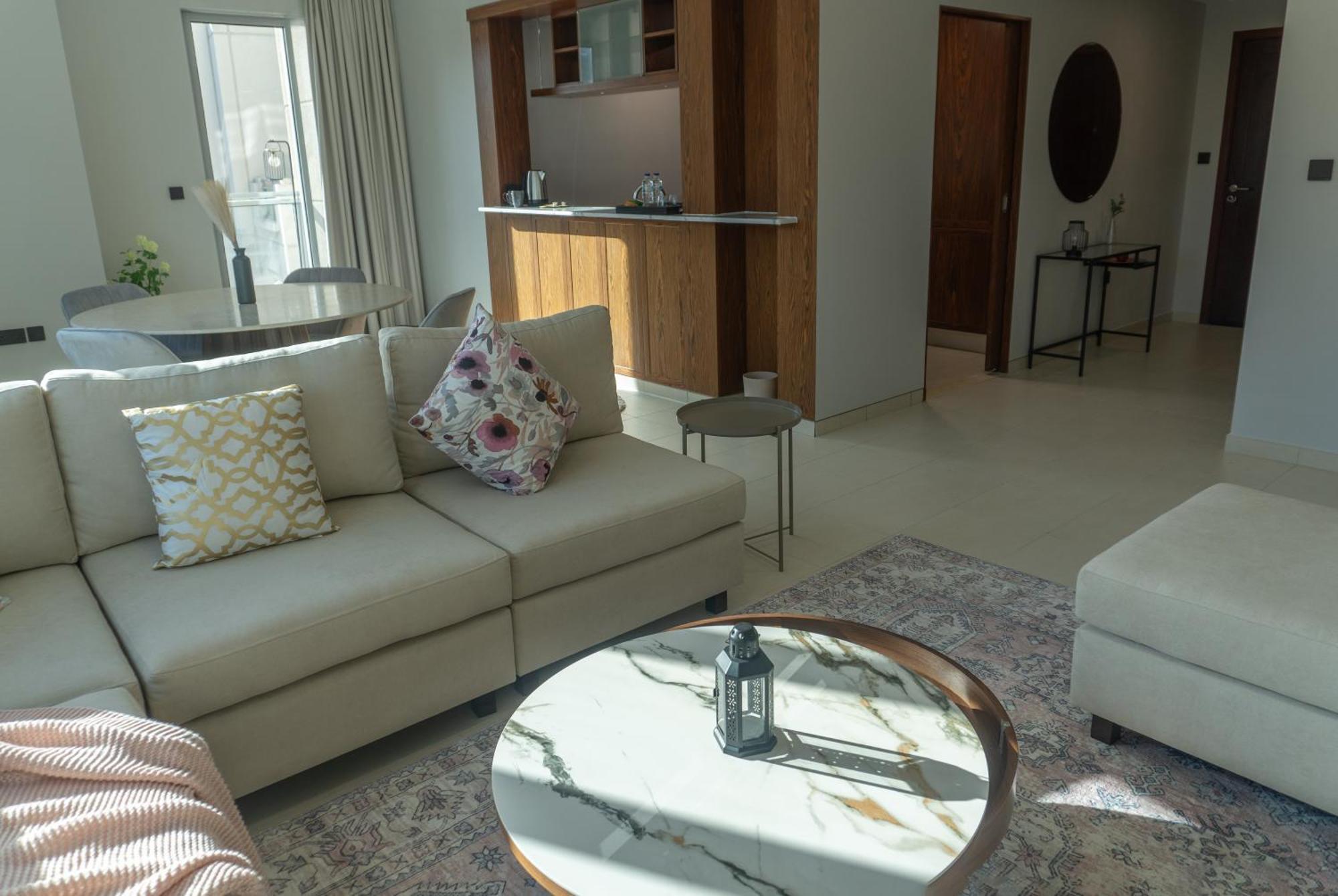 Downtown Oasis, Burj Khalifa Views, Luxury Amenities Apartment Дубай Екстериор снимка