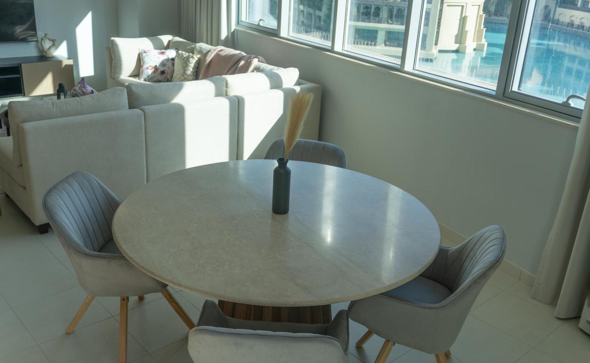 Downtown Oasis, Burj Khalifa Views, Luxury Amenities Apartment Дубай Екстериор снимка