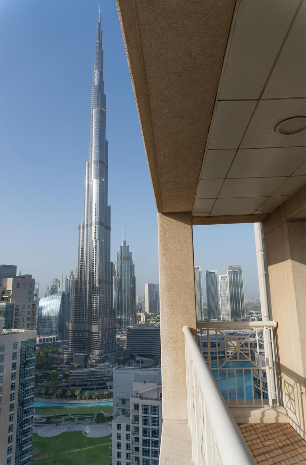 Downtown Oasis, Burj Khalifa Views, Luxury Amenities Apartment Дубай Екстериор снимка